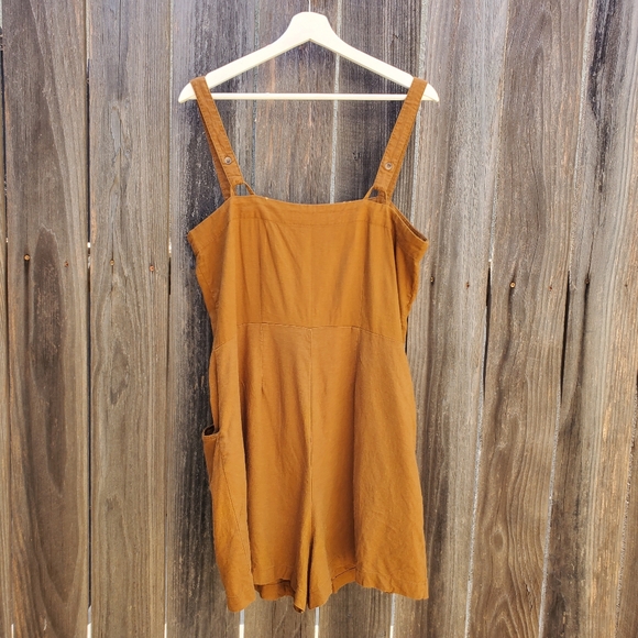 Happy × Nature Kate Hudson Linen Shorts Jumpsuit - Picture 2 of 8